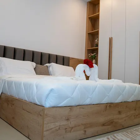 Dreamstay *